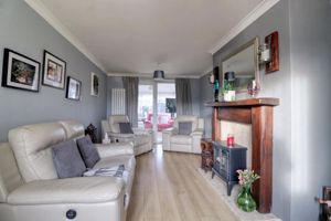 Lounge- click for photo gallery
